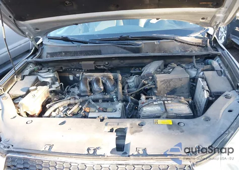 2011 Toyota Rav4 Limited z USA, uszkodzony, nr VIN 2T3DK4DV6BW059075